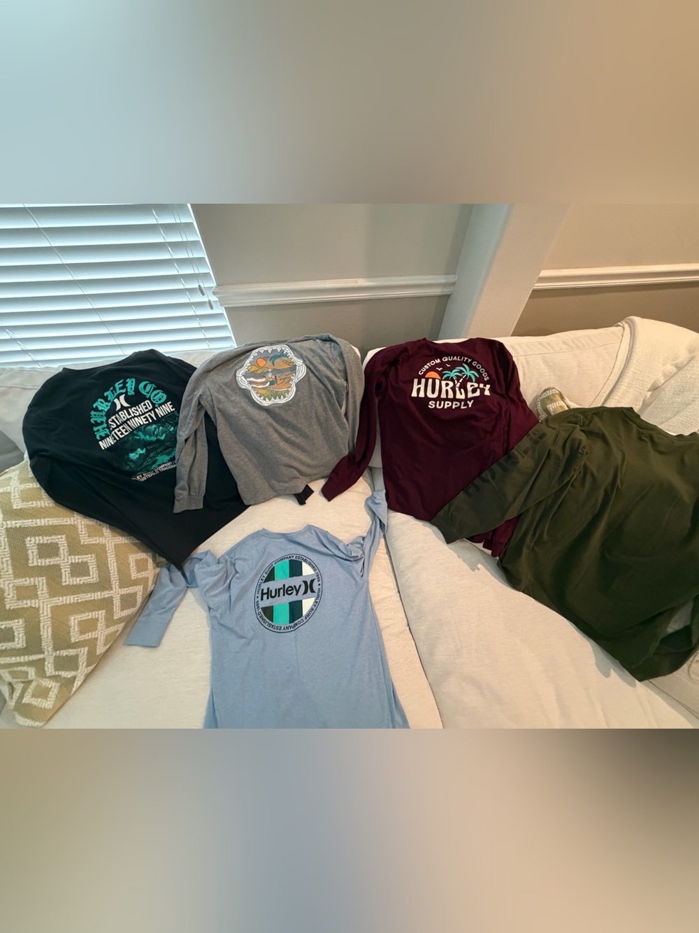 Hurley Kids Long Sleeve Graphic Tee Bundle - Maroon, Gray, Light Blue